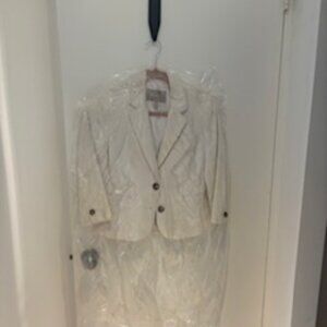 Ivory Woman's Blazer Banana Republic
